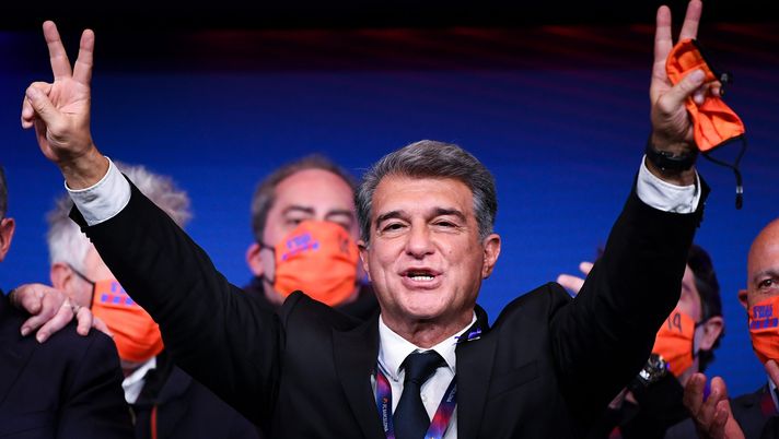 BARCELONA, SPAIN - MARCH 07: New FC Barcelona President Joan Laporta celebrates during a press conference following his victory in the FC Barcelona President Elections at Camp Nou on March 07, 2021 in Barcelona, Spain. (Photo by David Ramos/Getty Images) 