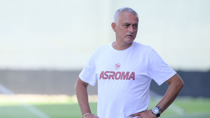 Mourinho e la squadra in visita al Muro del Pianto a Gerusalemme - immagine 1