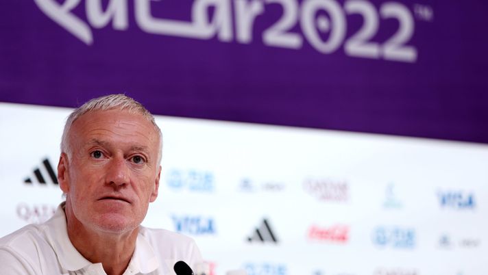 DOHA, QATAR - NOVEMBER 29: Didier Deschamps, Head Coach of France, speaks during the France Press Conference at the main Media Center on November 29, 2022 in Doha, Qatar. (Photo by Christopher Lee/Getty Images) Deschamps