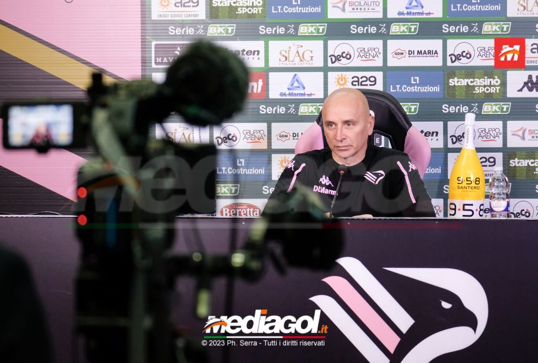 FOTO PALERMO, verso il Genoa: Eugenio Corini in conferenza stampa (GALLERY) - immagine 16