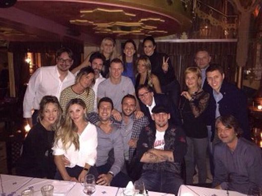 Ignazio Abate festeggia con Bonera, Pazzini, Abbiati e altri amici il compleanno - fonte Profilo Twitter Abate Ignazio Abate festeggia con Bonera, Pazzini, Abbiati e altri amici il compleanno - fonte Profilo Twitter Abate