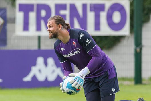  GERMOGLI PH: 19 LUGLIO 2021 MOENA TR RITIRO ESTIVO DELLA FIORENTINA CALCIO ALLENAMENTO POMERIDIANO PARTITINA NELLA FOTO DRAGOWSKI 