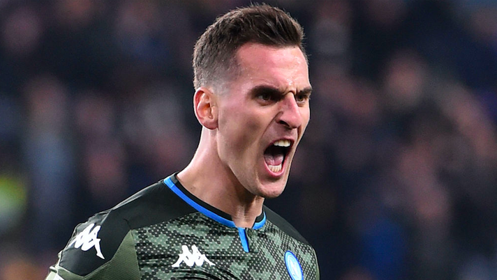 Milik, la Gazzetta: “Ha due offerte sul tavolo ma andrà alla Juve a costo zero se…” - immagine 1