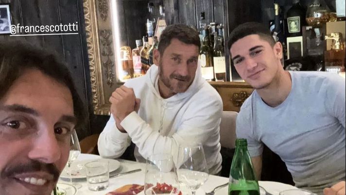 Pranzo speciale per Volpato: dopo l’allenamento va al ristorante con Totti - immagine 1