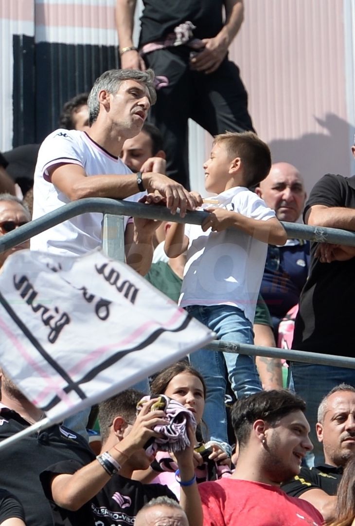 FOTOTIFO Palermo-Sudtirol 0-1, i tifosi allo Stadio “Renzo Barbera” (GALLERY) - immagine 27