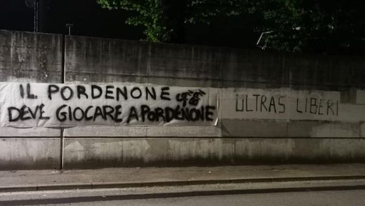 Ritardi stadio, a Lignano non ci andiamo: gli Ultras Pordenone disertano le partite casalinghe Ritardi stadio, a Lignano non ci andiamo: gli Ultras Pordenone disertano le partite casalinghe