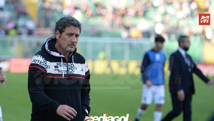Potenza, esonerato il tecnico Trocini: al suo posto Arleo del settore giovanile  Potenza