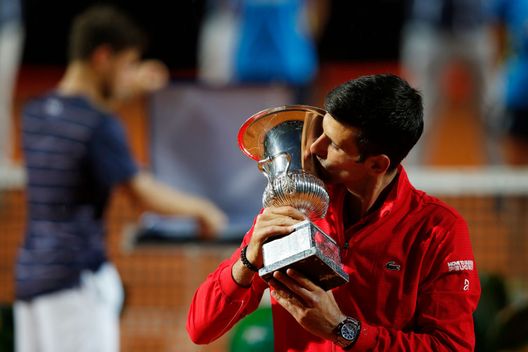 Novak Djokovic, vincitore del torneo di Roma 2020 (Photo by Clive Brunskill/Getty Images) Novak Djokovic, vincitore del torneo di Roma 2020 (Photo by Clive Brunskill/Getty Images)