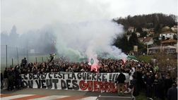 Saint-Etienne, 10 casi Covid attorno al derby: il Lione “Rispettiamo le regole e giochiamo…”