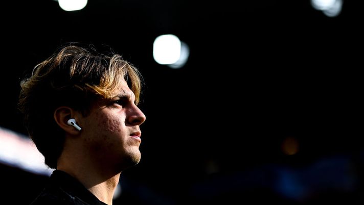 GENOA, ITALY - JANUARY 15: Riccardo Ciervo of Sampdoria looks on during a pitch-inspection before the Serie A match between UC Sampdoria and Torino FC at Stadio Luigi Ferraris on January 15, 2022 in Genoa, Italy. (Photo by Getty Images) UFFICIALE – Il Sassuolo ha preso Ciervo dalla Roma: la gestione al fantacalcio - immagine 1