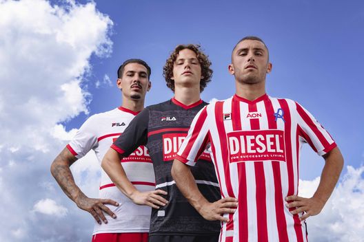 credit Vicenza Calcio 45 anni di Real Vicenza: riprodotta la storica maglia biancorossa- immagine 2