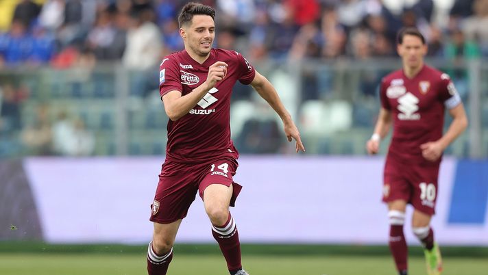 EMPOLI, ITALY - MAY 01: Josip Brekalo of Torino FC in action during the Serie A match between Empoli FC and Torino FC at Stadio Carlo Castellani on May 1, 2022 in Empoli, Italy. (Photo by Gabriele Maltinti/Getty Images) Cor Sport – Terzic e Brekalo per il Bologna - immagine 1