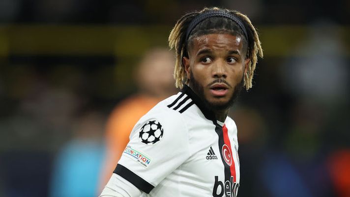 DORTMUND, GERMANY - DECEMBER 07: Valentin Rosier of Besiktas reacts during the UEFA Champions League group C match between Borussia Dortmund and Besiktas at Signal Iduna Park on December 07, 2021 in Dortmund, Germany. (Photo by Alex Grimm/Getty Images) Nome nuovo per l’Udinese, Gazzetta: “Il jolly Rosier in fascia e occhio a Pereyra” - immagine 1