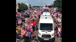 VIDEO / Croazia d’argento, per Brozovic e compagni bagno di folla al rientro in patria