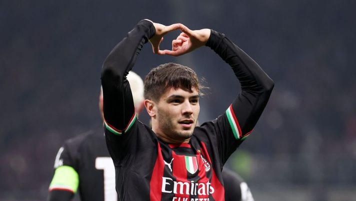MILAN, ITALY - FEBRUARY 14: Brahim Diaz of AC Milan celebrates after scoring the team's first goal during the UEFA Champions League round of 16 leg one match between AC Milan and Tottenham Hotspur at Giuseppe Meazza Stadium on February 14, 2023 in Milan, Italy. (Photo by Catherine Ivill/Getty Images) Milan, dalla difesa a Krunic e Brahim Diaz: la probabile formazione anti-Napoli - immagine 1