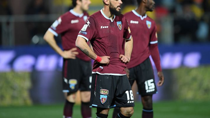 FROSINONE, ITALY - FEBRUARY 29: Ramzi Aya of Salernitana look disappointed during the Serie B match between Frosinone and Salernitana at Stadio Benito Stirpe on February 29, 2020 in Frosinone, Italy. (Photo by Francesco Pecoraro/Getty Images) 