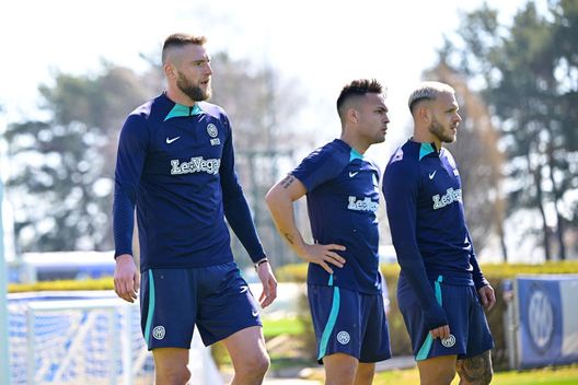 Inter, scelto il trio di difesa: non c’è Skriniar. Con Lautaro dovrebbe spuntarla Dzeko- immagine 2