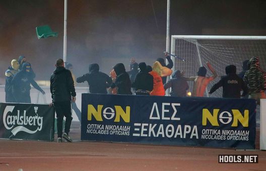 Strade e autostrade attorno a Nicosia: scoppia la guerriglia cipriota dopo uno 0-0…- immagine 2
