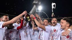 Fiato alle trombe e whisky: festeggiando il titolo, la Stella Rossa diventa una band…