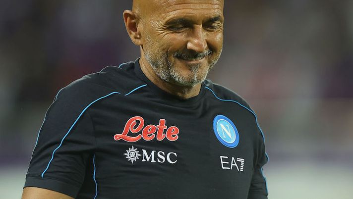 FLORENCE, ITALY - AUGUST 28: Luciano Spalletti manager of SSC Napoli reacts during the Serie A match between ACF Fiorentina and SSC Napoli at Stadio Artemio Franchi on August 28, 2022 in Florence, Italy. (Photo by Gabriele Maltinti/Getty Images) Spalletti: “Kvaratskhelia, serve rodaggio! Ndombele è forte, il ruolo di Raspadori, Kim…” - immagine 1