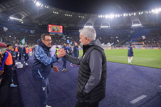 ROME, ITALY - MARCH 20: AS Roma coach Josè Mourinho and SS Lazio coach Maurizio Sarri after the Serie A match between AS Roma and SS Lazio at Stadio Olimpico on March 20, 2022 in Rome, Italy. (Photo by Luciano Rossi/AS Roma via Getty Images) DERBY ROMA-LAZIO