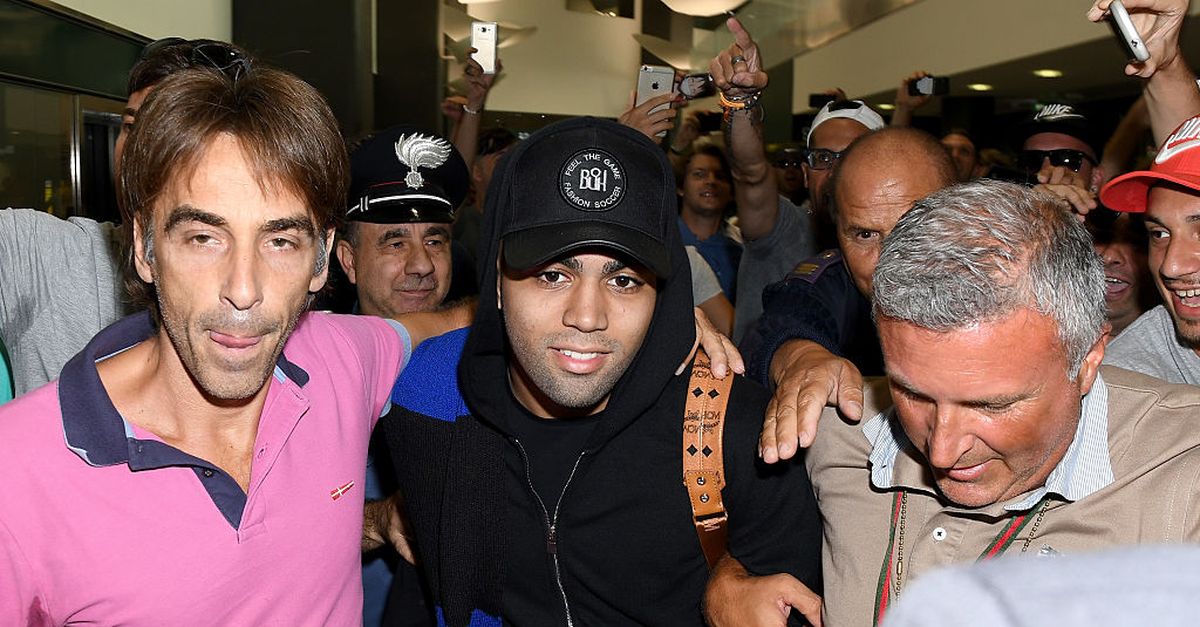 UFFICIALE – Gabigol, Il Documento Del Santos Al Barça: Svelata La Cifra ...