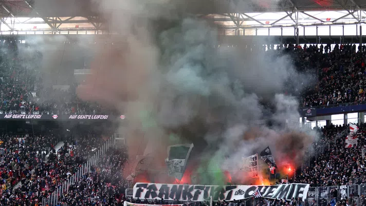 divieto trasferta tifosi eintracht