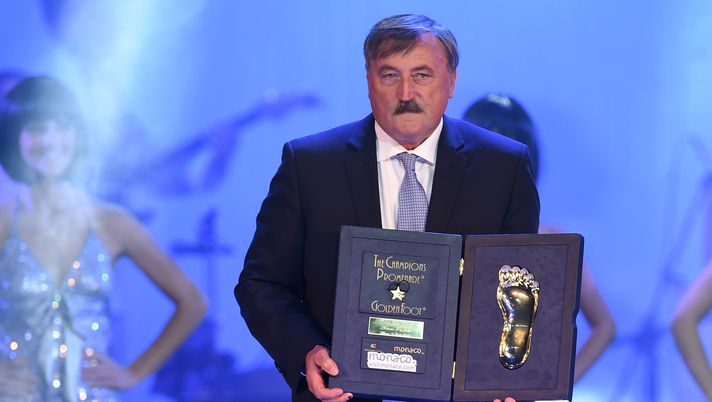 MONTE-CARLO, MONACO - OCTOBER 13: Antonin Panenka receives the Golden Foot Award trophy during the Golden Foot Award 2014 ceremony at Sporting Club on October 13, 2014 in Monte-Carlo, Monaco. (Photo by Valerio Pennicino/Getty Images for Golden Foot) MONTE-CARLO, MONACO - OCTOBER 13: Antonin Panenka receives the Golden Foot Award trophy during the Golden Foot Award 2014 ceremony at Sporting Club on October 13, 2014 in Monte-Carlo, Monaco. (Photo by Valerio Pennicino/Getty Images for Golden Foot)