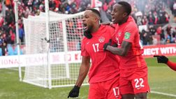 Pioggia di oggetti in campo nel derby centramericano: tifosi honduregni provocati da Costa Rica