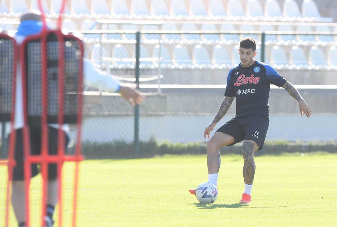 FOTO Allenamento in Turchia per il Napoli, sorrisi e concentrazione: “Mai fermarsi” - immagine 2