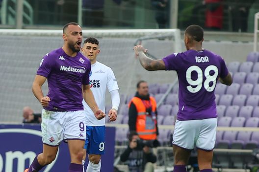 GERMOGLI PH: 19 FEBBRAIO 2023 FIRENZE STADIO ARTEMIO FRANCHI PARTITA CAMPIONATO SERIE A 2022 2023 FIORENTINA VS EMPOLI GOL ESULTANZA CABRAL DELUSIOINE EMPOLI © FOTOCRONACHE GERMOGLI L’attacco è in salita, ma la difesa non è quella dell’anno scorso- immagine 2