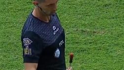 Cacciavite in campo contro il portiere rivale: è iniziato così il Clasico “proibito”…