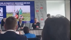 Milan, l’arrivo di Franco Baresi al “BMW tour” | PM VIDEO