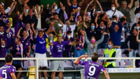 GERMOGLI PH: 28 AGOSTO 2021 FIRENZE STADIO ARTEMIO FRANCHI SERIE A FIORENTINA VS TORINO NELLA FOTO GOL ED ESULTANZA VLAHOVIC GERMOGLI PH: 28 AGOSTO 2021 FIRENZE STADIO ARTEMIO FRANCHI SERIE A FIORENTINA VS TORINO NELLA FOTO GOL ED ESULTANZA VLAHOVIC