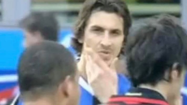 E Ibra guardava il Fenomeno...alla fine del derby un gol per uno ma vittoria per lo svedese 