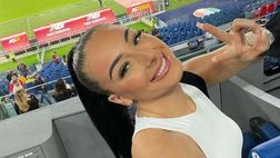 Leah Monroe all’Olimpico per tifare Abraham: ecco i suoi selfie allo stadio