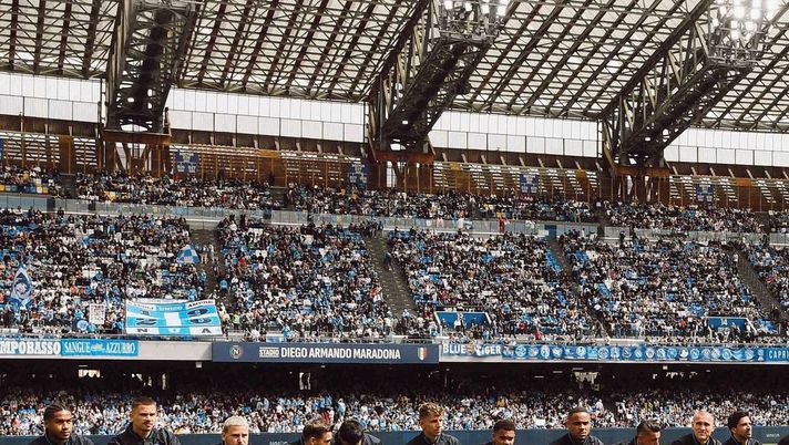 Tuttosport duro: “Napoli in ginocchio contro il razzismo, ma anche contro l’Atalanta” - immagine 1