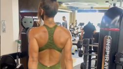 VIDEO / Sonia Isaza balla in palestra: il lato B fa girare la testa a tutti