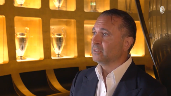 Cardinale, il saluto ai tifosi in italiano: 'Forza Milan sempre' | VIDEO Cardinale, il saluto ai tifosi in italiano: 'Forza Milan sempre' | VIDEO