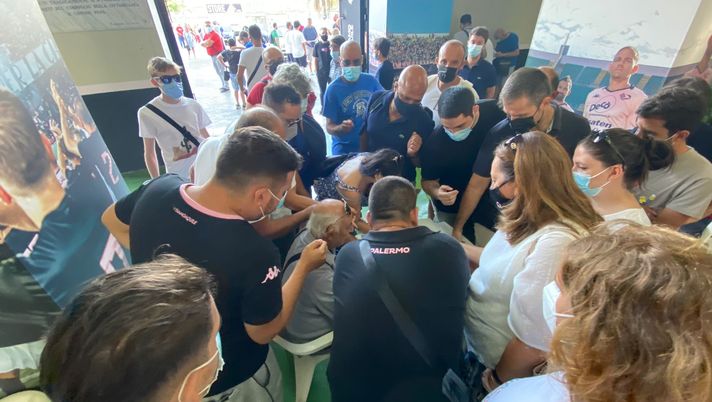 Palermo, alle 19.00 restano gli ultimi 825 abbonamenti per la stagione 2021/22 Palermo, alle 19.00 restano gli ultimi 825 abbonamenti per la stagione 2021/22
