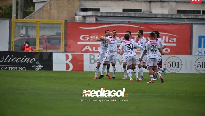 SONDAGGIO: Vota il PEGGIORE in campo di Fidelis Andria-Palermo 0-2 - immagine 1