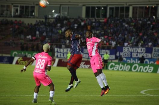 Pacifico e Atlantico: le onde opposte di tutti i derby di Panama- immagine 2