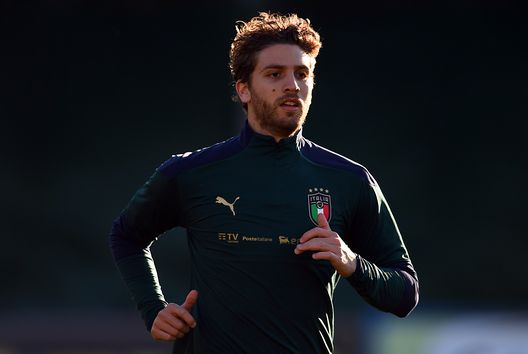Locatelli durante l'allenamento con la Nazionale Locatelli durante l'allenamento con la Nazionale