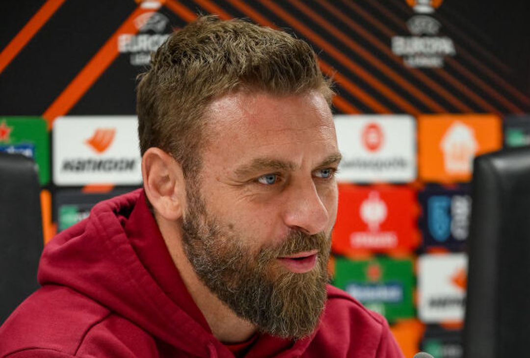 Roma, la conferenza stampa di De Rossi e Svilar prima del Feyenoord – FOTO GALLERY - immagine 6