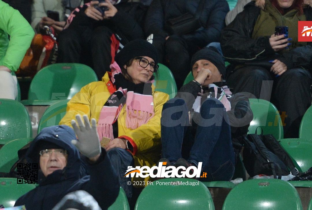 FOTOTIFO Palermo-Ternana 0-0, gli scatti ai tifosi al “Renzo Barbera” (Gallery) - immagine 14