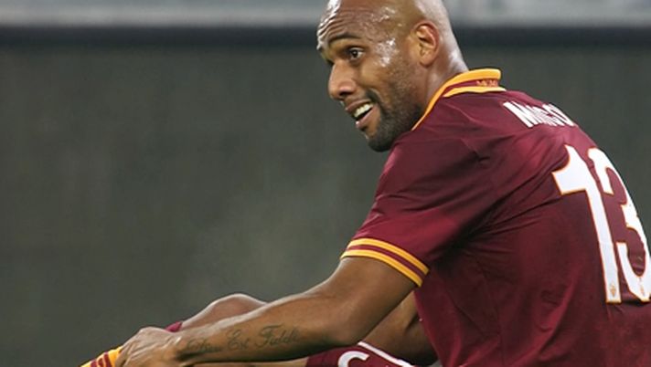 Calciomercato, slitta l’arrivo di Maicon al Sona: problemi per lo scalo a Lisbona causa Covid. I dettagli  Calciomercato, slitta l’arrivo di Maicon al Sona: problemi per lo scalo a Lisbona causa Covid. I dettagli