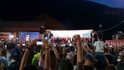 VIDEO I tifosi cantano “Sarò con te” durante la presentazione della squadra