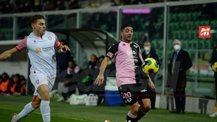 Palermo, Damiani e Felici  piegano il Monterosi: la carica di capitan De Rose  Palermo, Damiani e Felici  piegano il Monterosi: la carica di capitan De Rose - immagine 1