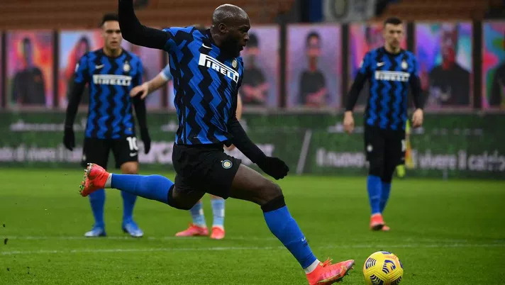 Inter-Genoa, Lukaku: &#8220;Contento per la vittoria, non dobbiamo mollare. Ecco la differenza con l&#8217;anno scorso&#8221;