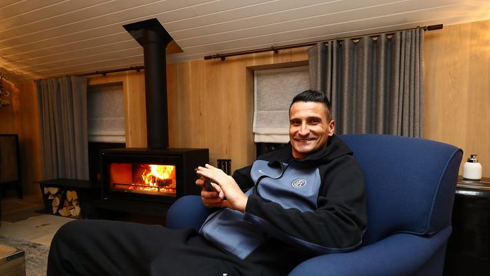 LONDON, ENGLAND - MARCH 29: Luca Castellazzi of Inter Forever at The Lodge on March 29, 2019 in London, England. (Photo by Marco Luzzani - Inter/FC Internazionale via Getty Images) Luca Castellazzi: “L’Inter aggredisce tutti, è un gradino sopra alle altre per lo scudetto” - immagine 1